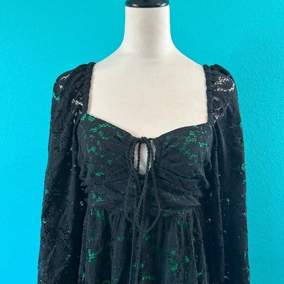 NWT Farm Rio Black Lace Long Sleeve Midi Dress Tasseled Sweetheart Neck Size M - Picture 3 of 7
